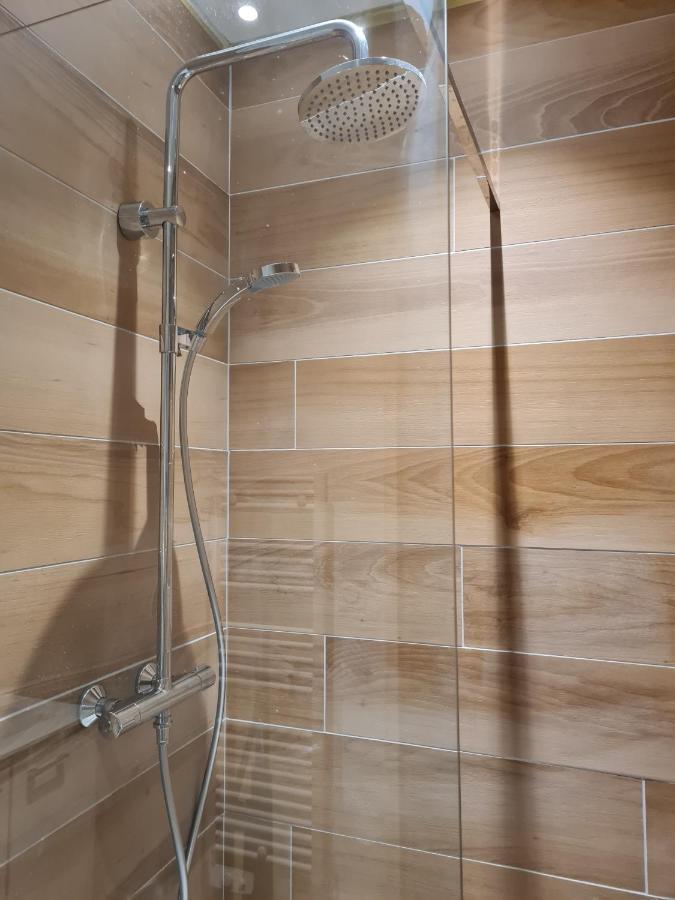 Au Rythme De Concarneau Apartment Bagian luar foto