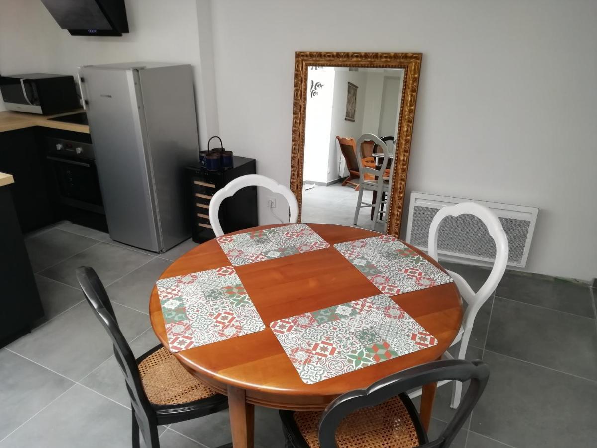 Au Rythme De Concarneau Apartment Bagian luar foto
